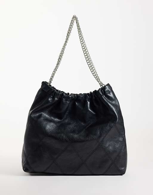 How to Style a Quilted Bag Without Looking Like Everyone Else